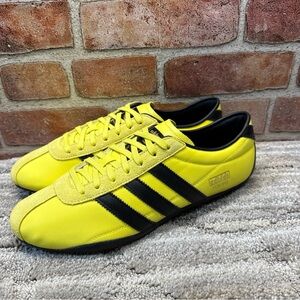 Adidas Yellow Tokyo sneakers men’s Sz 9.5